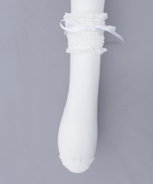 axes femme POETIQUE(アクシーズファムポエティック)の「ハシゴレース×リボンソックス(ソックス/靴下・レディース・ホワイト/ブラック・FREE)」の9枚目の写真