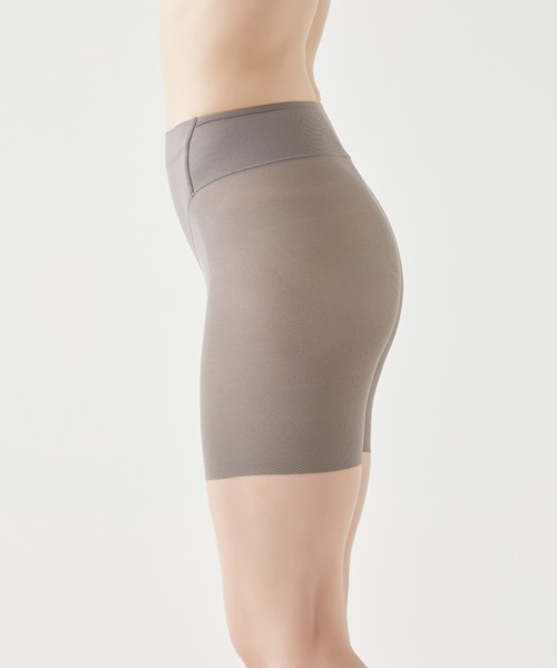 GUNZE（グンゼ）の「いいここち快適ショーツ スタイル改善計画 【ギュッと太もも】 2分丈ショーツ（ショーツ・レディース・ブラック/ワイン/シルバー系その他/ベージュ系その他・MEDIUM/LARGE/X-LARGE）」の22枚目の写真