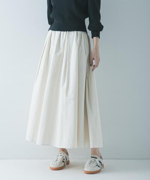 URBAN RESEARCH（アーバンリサーチ）の「ギャザーボリュームスカート（スカート・レディース・アイボリー/ブラック・FREE）」の6枚目の写真