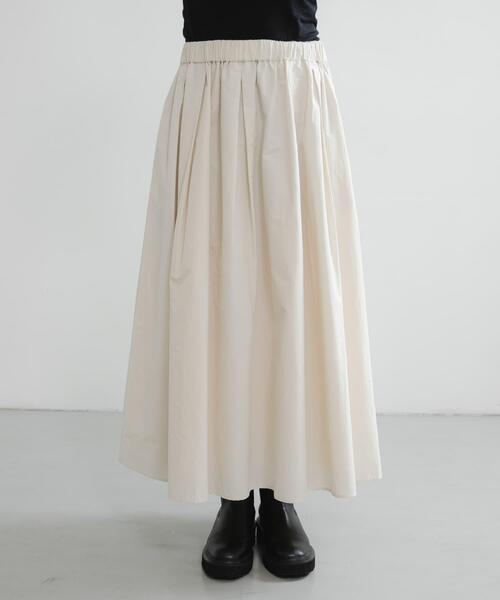 URBAN RESEARCH（アーバンリサーチ）の「ギャザーボリュームスカート（スカート・レディース・アイボリー/ブラック・FREE）」の20枚目の写真