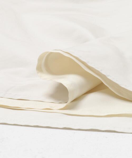 URBAN RESEARCH（アーバンリサーチ）の「ギャザーボリュームスカート（スカート・レディース・アイボリー/ブラック・FREE）」の13枚目の写真