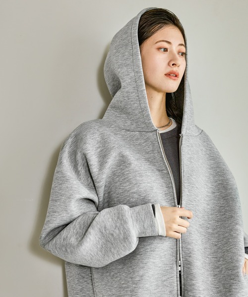 LAKOLE（ラコレ）の「ダンボールジップパーカー / 588558（パーカー・レディース・レッド/テラコッタ/モカ/杢グレー/ブラック/グリーン・FREE）」の21枚目の写真