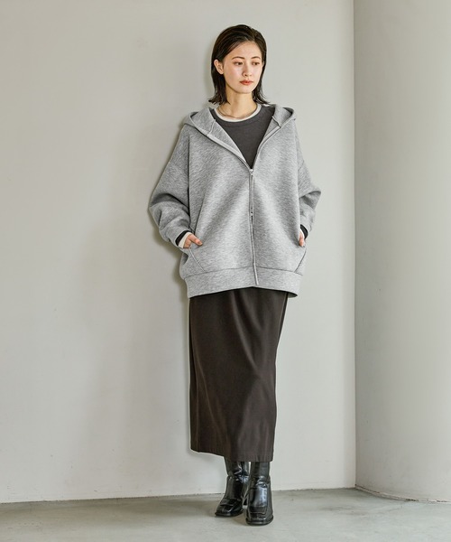 LAKOLE（ラコレ）の「ダンボールジップパーカー / 588558（パーカー・レディース・レッド/テラコッタ/モカ/杢グレー/ブラック/グリーン・FREE）」の7枚目の写真