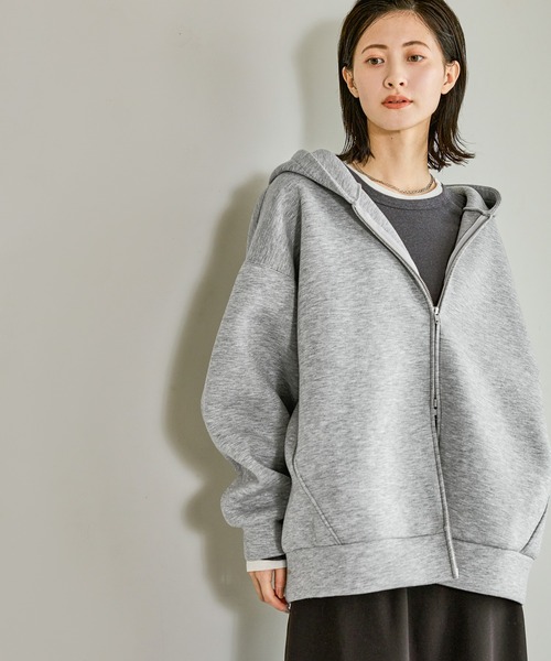 LAKOLE（ラコレ）の「ダンボールジップパーカー / 588558（パーカー・レディース・レッド/テラコッタ/モカ/杢グレー/ブラック/グリーン・FREE）」の16枚目の写真