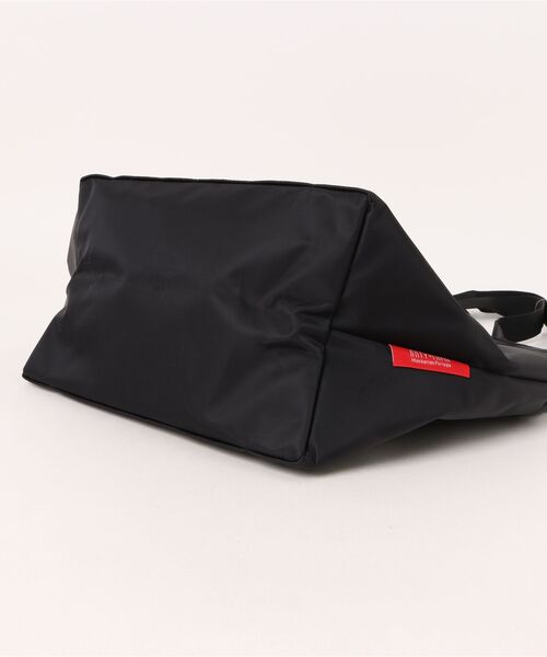 Manhattan Portage（マンハッタンポーテージ）の「WHITESTONE TOTE BAG FLIGHT NYLON BACKING PEANUTS 25（トートバッグ・レディース・ブラック・SMALL）」の20枚目の写真