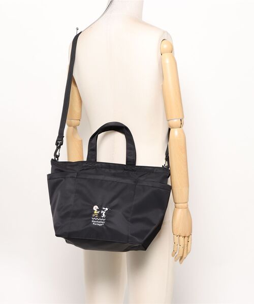Manhattan Portage（マンハッタンポーテージ）の「WHITESTONE TOTE BAG FLIGHT NYLON BACKING PEANUTS 25（トートバッグ・レディース・ブラック・SMALL）」の22枚目の写真