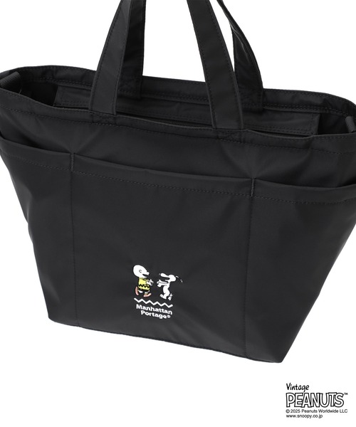 Manhattan Portage（マンハッタンポーテージ）の「WHITESTONE TOTE BAG FLIGHT NYLON BACKING PEANUTS 25（トートバッグ・レディース・ブラック・SMALL）」の12枚目の写真
