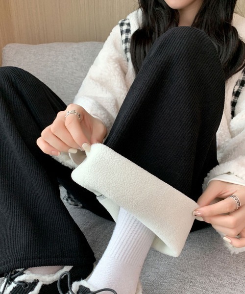 SallyLunn(サリーラン)の「裏起毛ゆったりスラックス(スラックス・レディース・グレー/ブラック/ホワイト・MEDIUM/LARGE)」の11枚目の写真