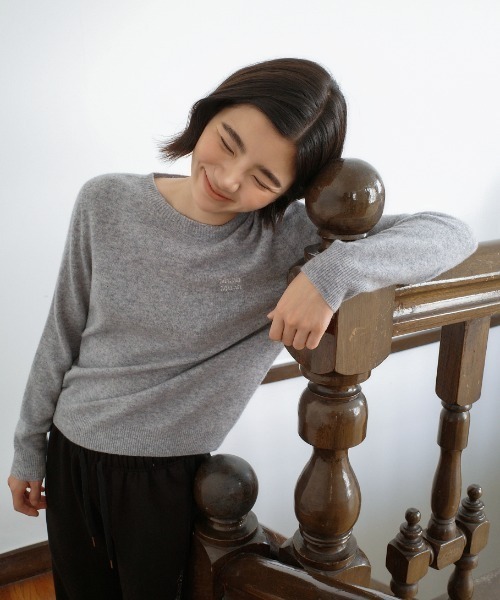 muahmuah(ムーアムーア)の「A'GEM/9 × .kom 『muah muah/ムーアムーア』STITCH WOOL ROUND KNIT/ステッチウール ラウンドニット(ニット/セーター・レディース・ピンク/グレー/ブルー/アイボリー・FREE)」の14枚目の写真