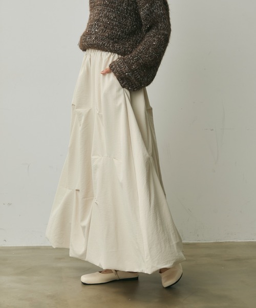 Lunea（ルネア）の「デザインバルーンロングスカート（スカート・レディース・ベージュ/ホワイト/ブラック・FREE）」の14枚目の写真