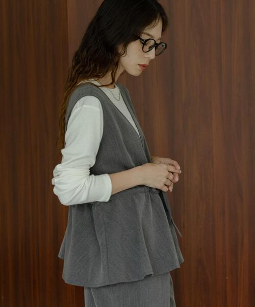 URBAN RESEARCH Sonny Label（アーバンリサーチサニーレーベル）の「『UR TECH』蓄熱ベーシックロングTシャツ（Tシャツ/カットソー・レディース・ブラック/チャコールグレー/オフホワイト・FREE）」の18枚目の写真