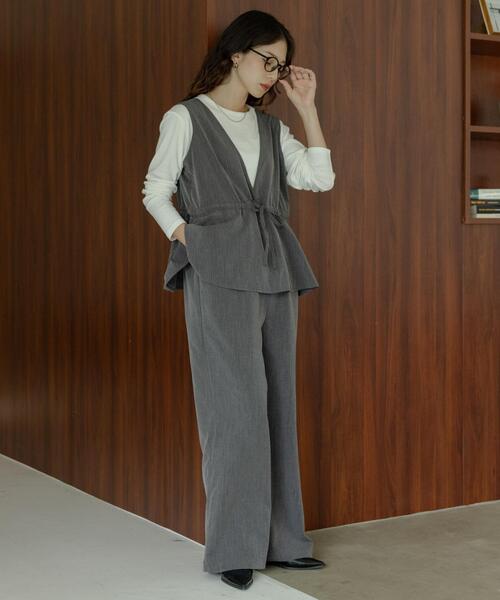 URBAN RESEARCH Sonny Label（アーバンリサーチサニーレーベル）の「『UR TECH』蓄熱ベーシックロングTシャツ（Tシャツ/カットソー・レディース・ブラック/チャコールグレー/オフホワイト・FREE）」の20枚目の写真