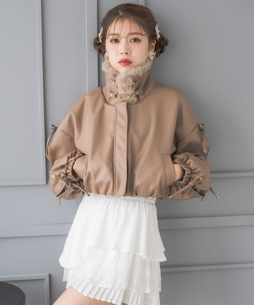 couture BY ROJITA(クチュールバイロジータ)の「2WAYカラーフェイクレザーブルゾン(ブルゾン・レディース・ブラック/マルチ/ブラウン・FREE)」の16枚目の写真