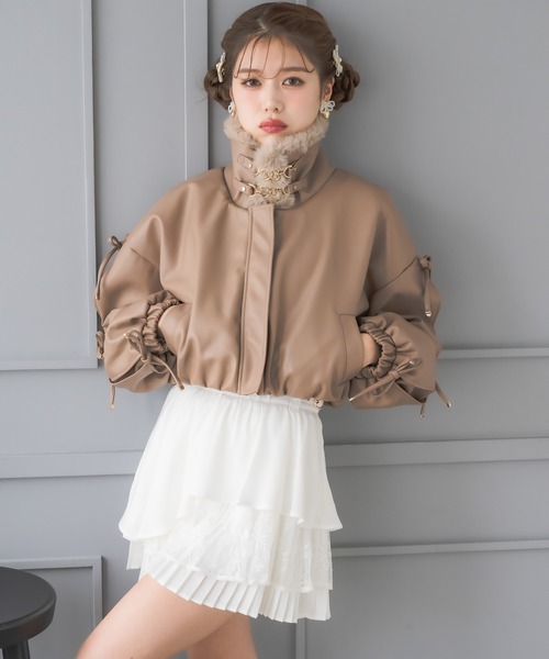 couture BY ROJITA(クチュールバイロジータ)の「2WAYカラーフェイクレザーブルゾン(ブルゾン・レディース・ブラック/マルチ/ブラウン・FREE)」の17枚目の写真