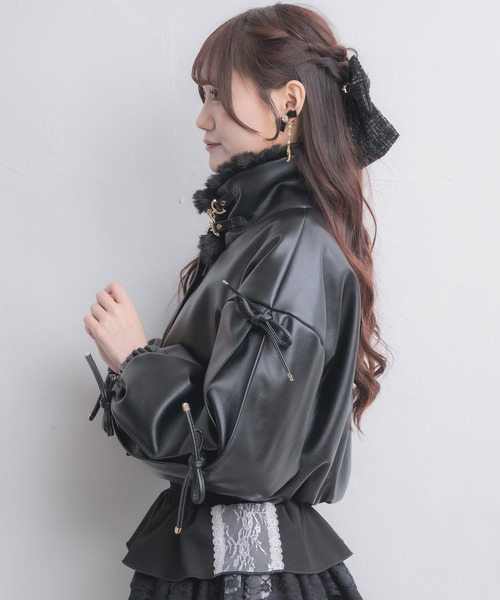 couture BY ROJITA(クチュールバイロジータ)の「2WAYカラーフェイクレザーブルゾン(ブルゾン・レディース・ブラック/マルチ/ブラウン・FREE)」の22枚目の写真