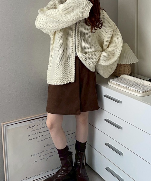merrylatte(メリーラテ)の「ダブルジップオーバーサイズニットカーディガン【NOUA】(カーディガン/ボレロ・レディース・アイボリー・FREE)」の4枚目の写真