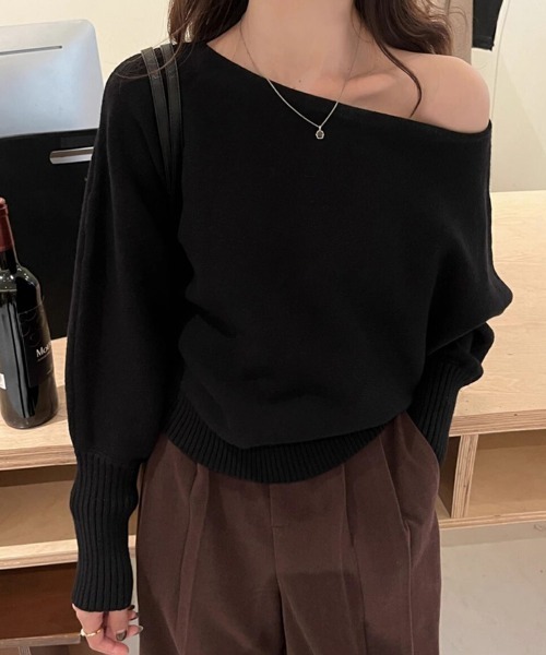 Miniministore(ミニミニストア)の「ボートネックニットトップスオフショルダー(ニット/セーター・レディース・アイボリー/ブラック/グレー/ベージュ/ブラウン/ピンク/ワインレッド・FREE)」の3枚目の写真