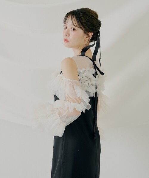 Chico（チコ）の「【SALON by Chico】フリルデザインタイトロング