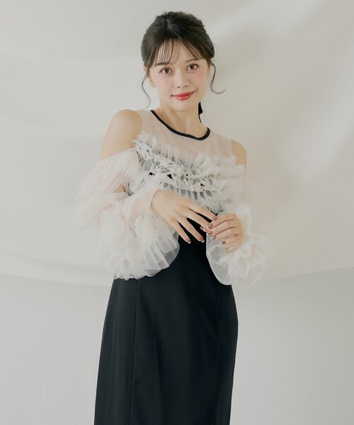 Chico（チコ）の「【SALON by Chico】フリルデザインタイトロングワンピ/オケージョン（ドレス・レディース・ブラック/グレー/ブラック系その他/ベージュ・FREE）」の12枚目の写真