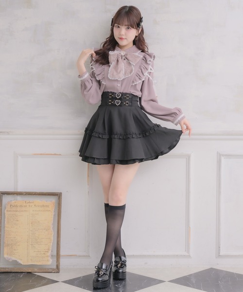 ROJITA（ロジータ）の「ハートチャームリボンローファー（ローファー・レディース・ホワイト/ブラック・SMALL/MEDIUM/LARGE）」の3枚目の写真