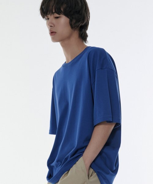 MUSINSA STANDARD（ムシンサスタンダード）の「[クールタンダード] オーバーサイズクルーネックTシャツ [ブルー]（Tシャツ/カットソー・メンズ・その他・LARGE/X-LARGE/XX-LARGE/XXX-LARGE）」の5枚目の写真
