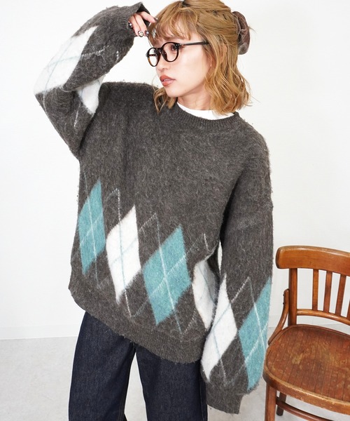 gossara（ゴサラ）の「アーガイルニットPO（ニット/セーター・レディース・グレー/ブラウン/ネイビー・FREE）」の2枚目の写真