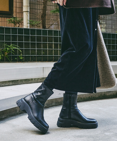 LE TALON（ルタロン）の「《WEB+高輪店限定/追加3》6cmボリュームソールフィットショートブーツ（ブーツ・レディース・ブラック系その他・LARGE/MEDIUM/SMALL/X-SMALL/X-LARGE）」の6枚目の写真