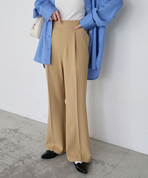 BONLECILL(ボンルシール)の「【マシンウォッシャブル/ストレッチ/イージーケア/防シワ】キレイージードレープセミフレアスラックスパンツ(スラックス・レディース・ブラック/ブラウン/アイボリー/ネイビー/ベージュ/チャコールグレー/グレー・S/L/M)」の6枚目の写真