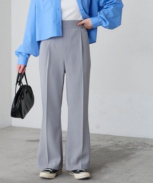 BONLECILL(ボンルシール)の「【マシンウォッシャブル/ストレッチ/イージーケア/防シワ】キレイージードレープセミフレアスラックスパンツ(スラックス・レディース・ブラック/ブラウン/アイボリー/ネイビー/ベージュ/チャコールグレー/グレー・S/L/M)」の14枚目の写真