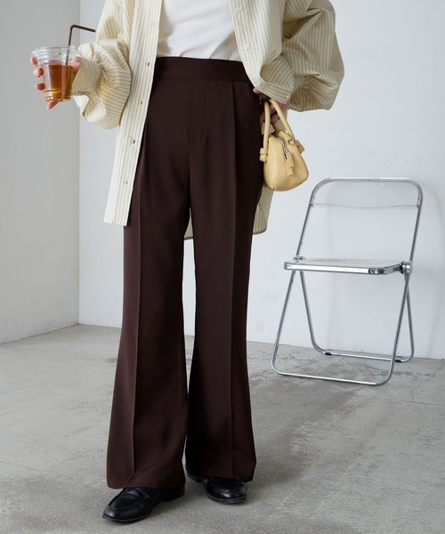 BONLECILL(ボンルシール)の「【マシンウォッシャブル/ストレッチ/イージーケア/防シワ】キレイージードレープセミフレアスラックスパンツ(スラックス・レディース・ブラック/ブラウン/アイボリー/ネイビー/ベージュ/チャコールグレー/グレー・S/L/M)」の22枚目の写真