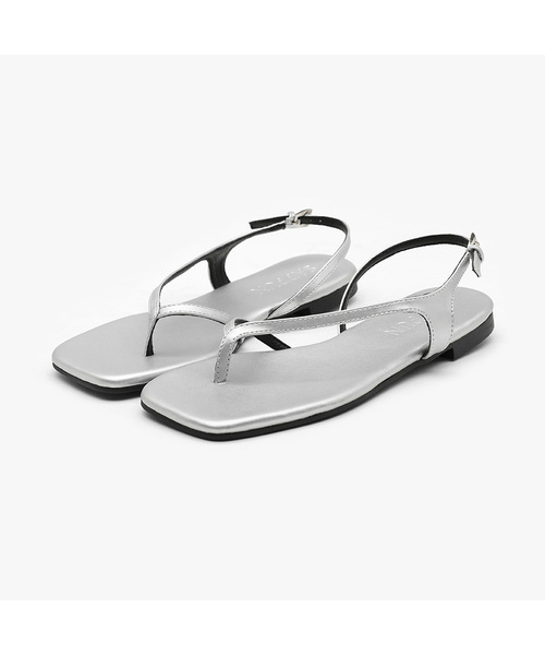 SAPPUN（サプン）の「Forni スクエア トングサンダル サンダル (1cm)（サンダル・レディース・アイボリー/シルバー/ブラウン/ブラック・23cm/23.5cm/24cm/24.5cm/25cm/25.5cm/22.5cm）」の4枚目の写真