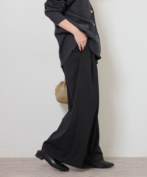 JOURNAL STANDARD relume(ジャーナルスタンダード レリューム)の「《追加2》ウォッシャブルサージストレッチタックワイドパンツ(スラックス・レディース・ブラウン系その他/チャコールグレー/ブラック・36/38)」の7枚目の写真