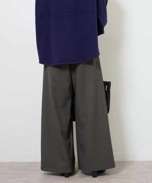 JOURNAL STANDARD relume(ジャーナルスタンダード レリューム)の「《追加2》ウォッシャブルサージストレッチタックワイドパンツ(スラックス・レディース・ブラウン系その他/チャコールグレー/ブラック・36/38)」の21枚目の写真