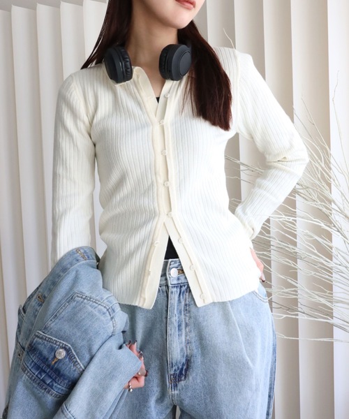 YENNA（イェンナ）の「襟付きニットカーディガン（ニット/セーター・レディース・アイボリー/ネイビー/ブラック・FREE）」の4枚目の写真