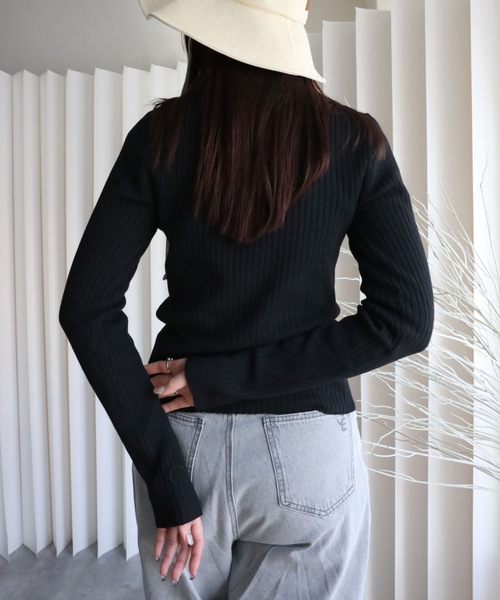 YENNA（イェンナ）の「襟付きニットカーディガン（ニット/セーター・レディース・アイボリー/ネイビー/ブラック・FREE）」の18枚目の写真