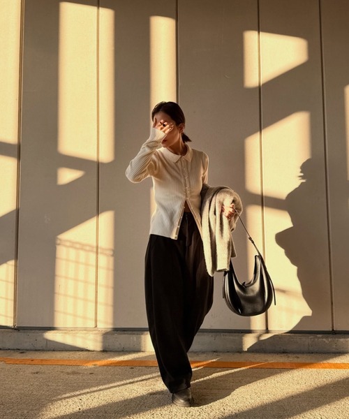 YENNA(イェンナ)の「襟付きニットカーディガン/ ポロニットカーディガン(ニット/セーター・レディース・アイボリー/ネイビー/ブラック・FREE)」の13枚目の写真