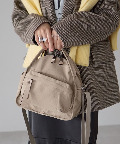 &MARKS(アンドマークス)の「N23【ナイロン】2WAYミニショルダーバッグ(ショルダーバッグ・レディース・ブラック/ベージュ/ブラウン・FREE)」の3枚目の写真
