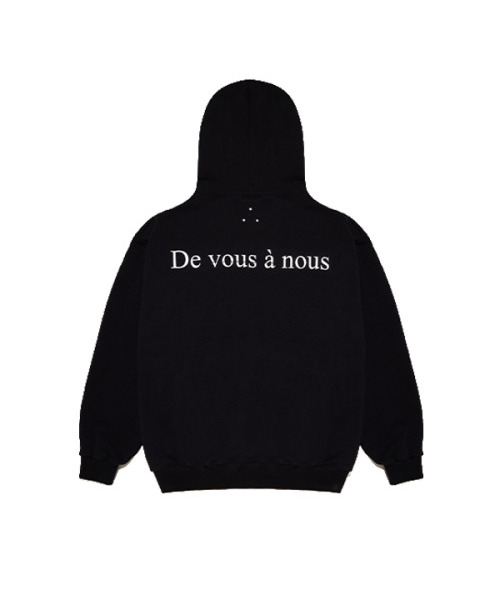 DVAN（ドゥヴァン）の「DVAN WHITE BIG NEON SIGN HOODIE（パーカー・メンズ・その他・2/1）」の2枚目の写真