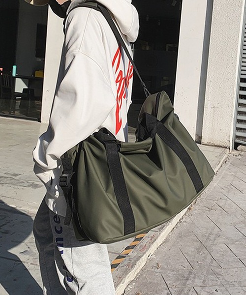WESTBOY(ウエストボーイ)の「ユニセックス シンプル 大容量 マット ショルダー 旅行ボストンバッグ WO25W12BG06(ボストンバッグ・メンズ・グレー/ブラック/グリーン・FREE)」の3枚目の写真