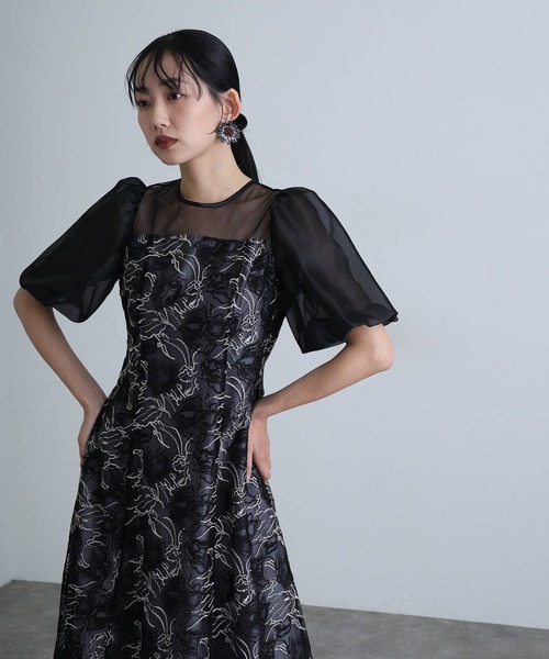 atlo(アトロ)の「ロング&袖あり フォーマル ニュアンスフラワーバルーンスリーブ シアーAライン セレモニー 結婚式 二次会 パーティー ドレス オケージョンドレス お呼ばれ 同窓会 成人式 (ドレス・レディース・モカ/グリーン/ブラック・M)」の12枚目の写真