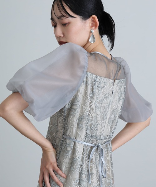 atlo(アトロ)の「ロング&袖あり フォーマル ニュアンスフラワーバルーンスリーブ シアーAライン セレモニー 結婚式 二次会 パーティー ドレス オケージョンドレス お呼ばれ 同窓会 成人式 (ドレス・レディース・モカ/グリーン/ブラック・M)」の17枚目の写真