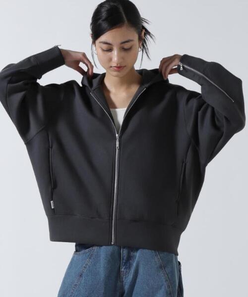 upperhights(アッパーハイツ)の「upper hights(アッパーハイツ)THE FLAG HOODIE(パーカー・レディース・ホワイト/チャコールグレー・F)」の18枚目の写真