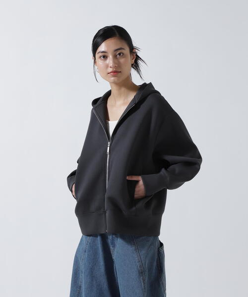 upperhights(アッパーハイツ)の「upper hights(アッパーハイツ)THE FLAG HOODIE(パーカー・レディース・ホワイト/チャコールグレー・F)」の19枚目の写真