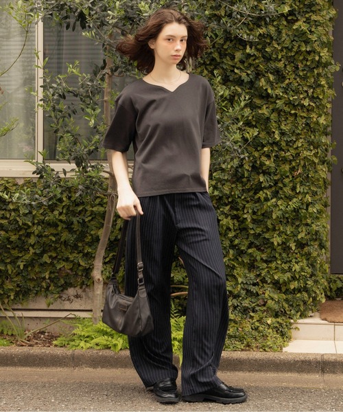 Zooodle(ズードル)の「Key neck T-shirt - キーネックTシャツ -(Tシャツ/カットソー・メンズ・チャコールグレー/ホワイト・MEDIUM/LARGE)」の10枚目の写真