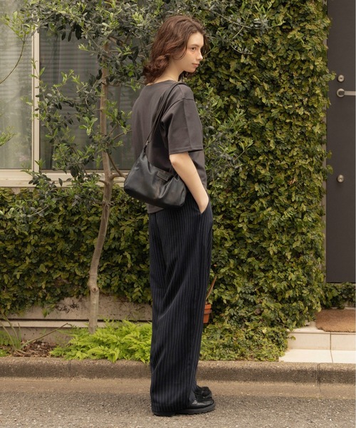 Zooodle(ズードル)の「Key neck T-shirt - キーネックTシャツ -(Tシャツ/カットソー・メンズ・チャコールグレー/ホワイト・MEDIUM/LARGE)」の12枚目の写真