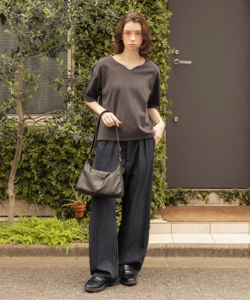 Zooodle(ズードル)の「Key neck T-shirt - キーネックTシャツ -(Tシャツ/カットソー・メンズ・チャコールグレー/ホワイト・MEDIUM/LARGE)」の8枚目の写真
