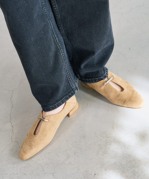 LE TALON(ルタロン)の「《追加》フロントメタルバブーシュ(その他シューズ・レディース・アイボリー/ブラック系その他/ベージュ・22.5cm/22cm/21.5/25.5cm/25cm/24.5cm/24cm/23.5cm/23cm/26cm)」の19枚目の写真