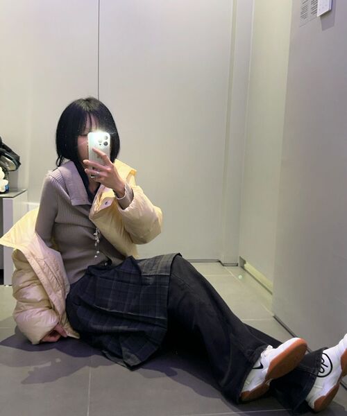 MUSINSA STANDARD WOMAN（ムシンサスタンダードウーマン）の「ウィメンズリブターンダウンオフショルダーガーディガン[ウォームグレー]（カーディガン/ボレロ・レディース・その他・LARGE/MEDIUM/SMALL/X-SMALL）」の6枚目の写真