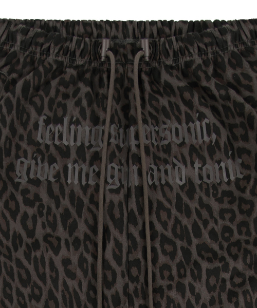 ROCKCAKE(ロックケーキ)の「Leopard Wide 2way Jogger - Charcoal(スウェットパンツ・レディース・その他・X-SMALL/SMALL)」の13枚目の写真