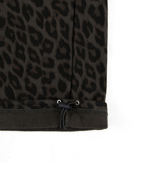 ROCKCAKE(ロックケーキ)の「Leopard Wide 2way Jogger - Charcoal(スウェットパンツ・レディース・その他・X-SMALL/SMALL)」の11枚目の写真